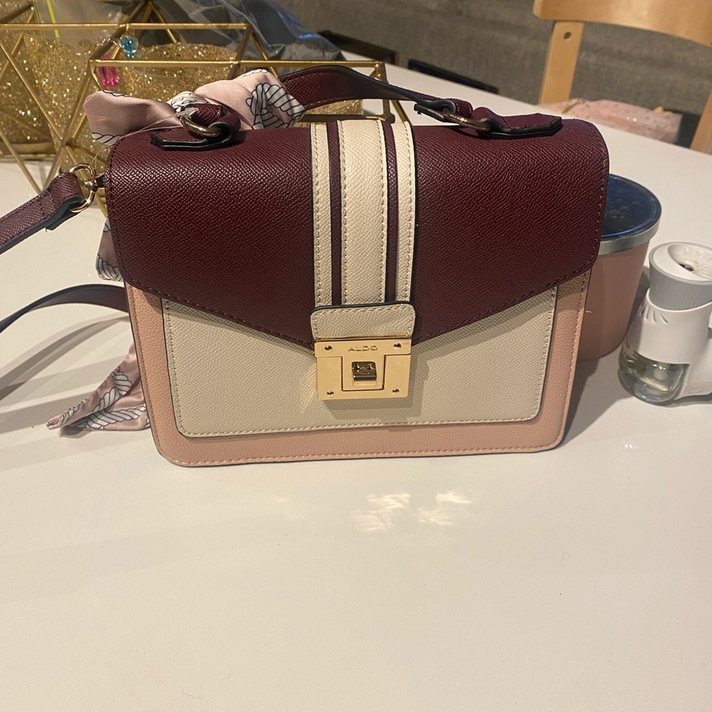 Brand new also purse
